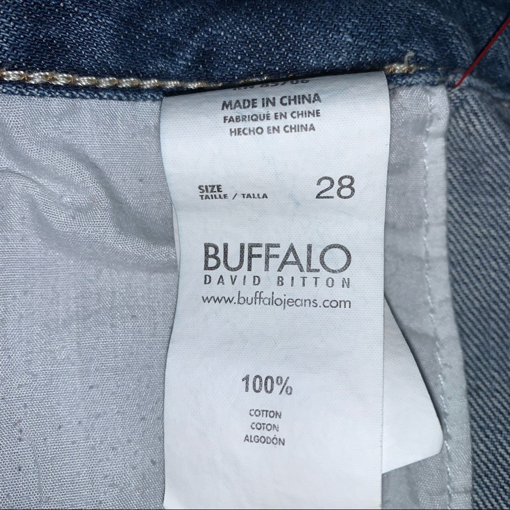 Buffalo Shorts - Picture 5 of 9